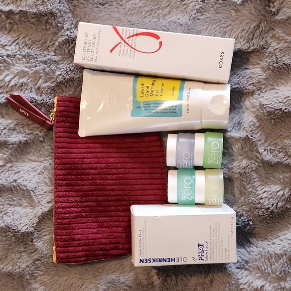 Skincare bundle - Picture 1 of 5